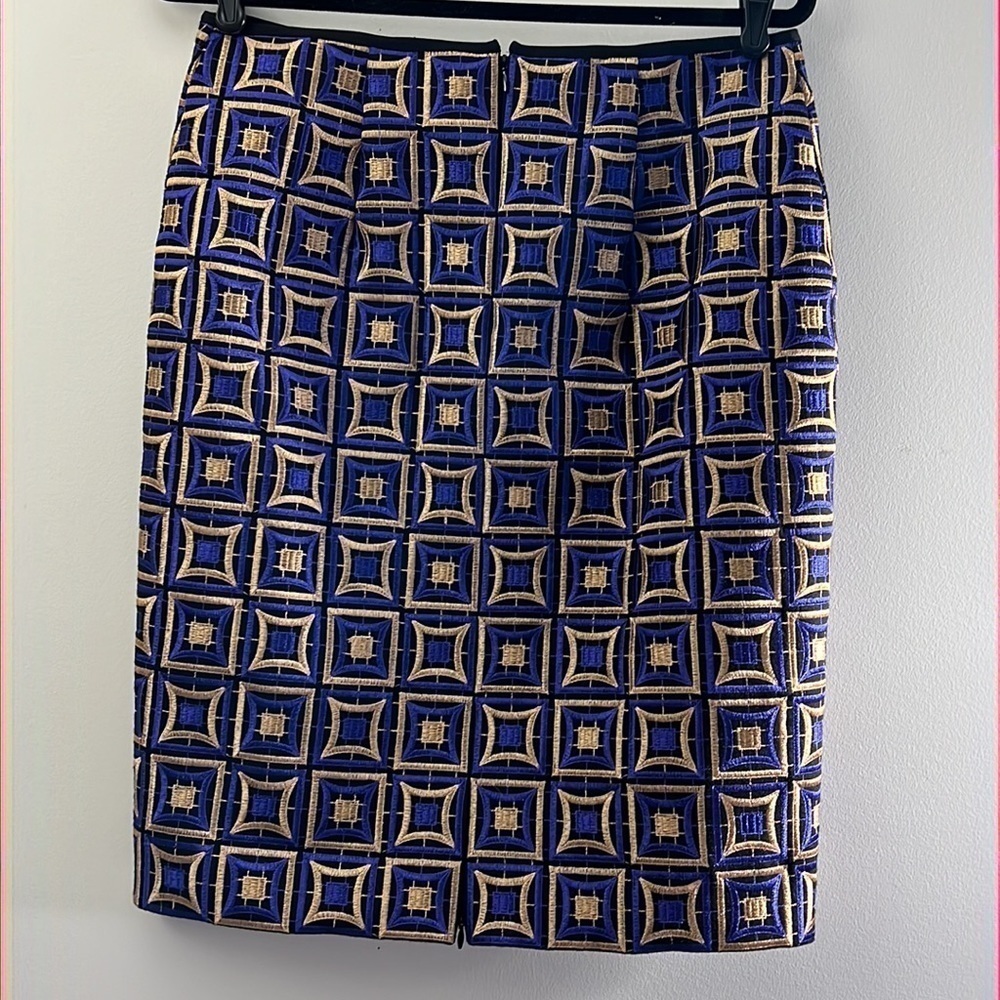 PER Se embroidered skirt. - Picture 2 of 11